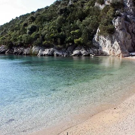 Arka * Vinišće
